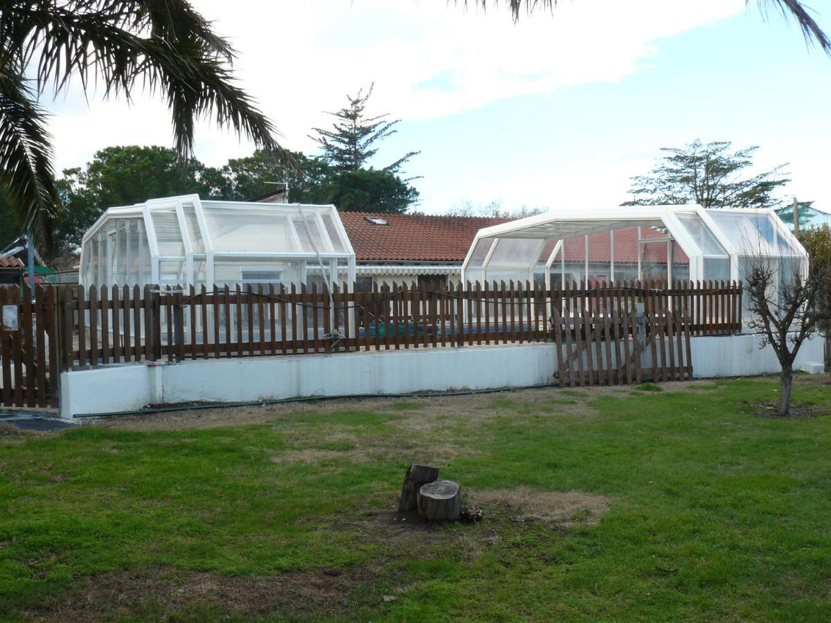 Ferienwohnung Location Dans Un Mas Avec Piscine Et Parking Argelès-sur-Mer Exterior foto